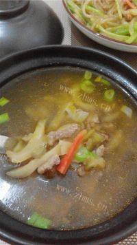爽口的榨菜肉丝汤做法图解9)