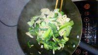开胃的木耳炒油菜