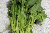 家常菜麻酱拌菠菜做法图解1)