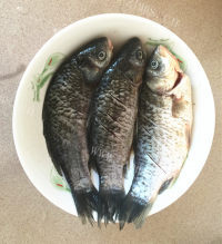 百吃不厌的麻辣烤鱼做法图解2)