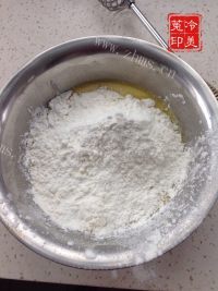 五味俱全的迷你夹心松饼做法图解4)