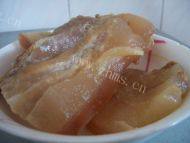 简单版蒜苗炒腊肉做法图解2)