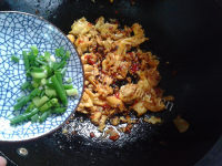 美味豆瓣酱炒鸡蛋做法图解10)