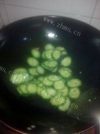 家常菜黄瓜炒鸡蛋做法图解5)