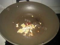 家常菜牛肉炒青瓜做法图解5)