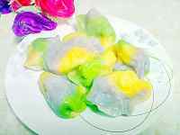 美味的彩色水饺