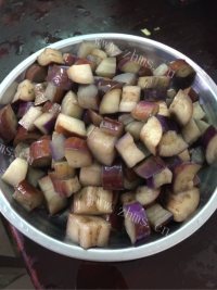 家常菜麻婆茄子做法图解5)