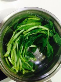 美味的菜心山药鱼泥做法图解7)