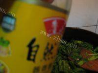 家常炒菠菜做法图解4)