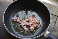 美味滑肉炒河粉做法图解5)