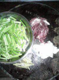 蒜薹炒肉（家庭版）做法图解2)