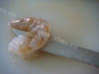 翡翠虾仁自制做法图解4)
