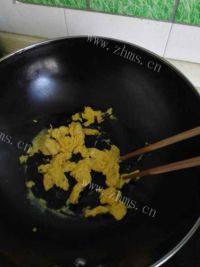美味的番茄鸡蛋疙瘩汤做法图解3)