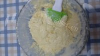 自制蛋黄饼干做法图解4)