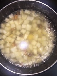 咸香的肉末焖萝卜做法图解3)
