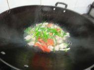 番茄紫菜汤做法图解5)