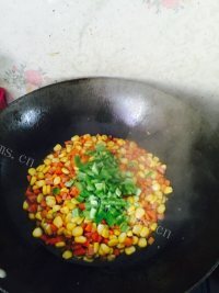 可口的炒三丁做法图解9)