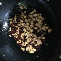 咸甜适中的宫爆鸡丁做法图解8)