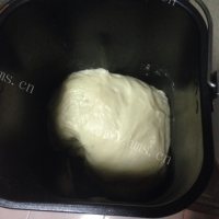 自制蔓越莓面包做法图解3)
