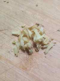 美味营养豆角炒肉做法图解2)