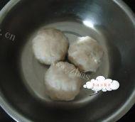 家常菜酸菜炖肉做法图解3)