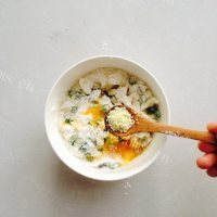 营养美味的秋葵松饼做法图解4)