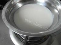 家常菜嫩滑的杏仁豆腐做法图解1)