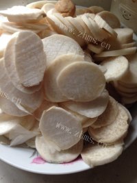 家常菜洋葱杏鲍菇做法图解1)