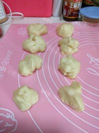 回味无穷的圣诞树面包做法图解6)