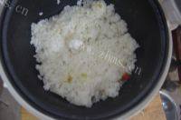 自己做的黄金蛋炒饭做法图解4)