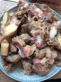 家常菜焖牛腩做法图解2)