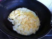 「美味可口」韭菜炒鸡蛋做法图解4)