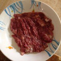 家常菜香菇肉末做法图解1)