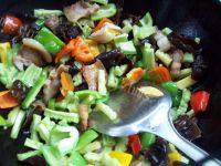 「DIY美食」回锅肉做法图解11)