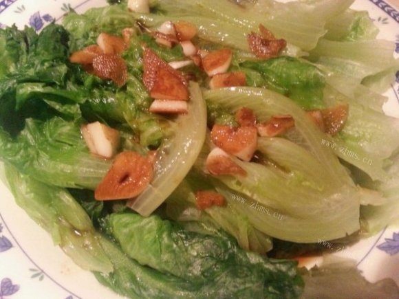诱人的白灼生菜
