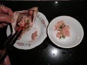 口感丰富的鲫鱼塞肉做法图解3)
