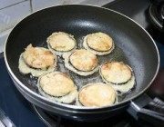 煎茄饼做法图解4)