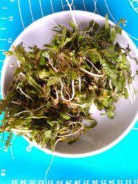 家常菜荠菜豆腐汤做法图解1)