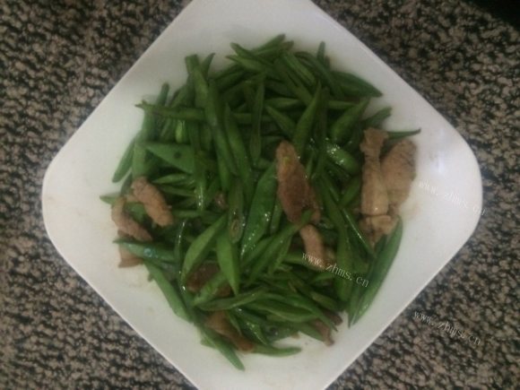 喷香的豆角炒肉