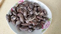 自制椒香花蛤做法图解1)