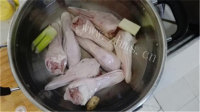 自制卤鸭头做法图解2)