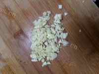 美味的避风塘炒虾做法图解4)