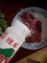 家常菜平菇炒肉丝做法图解2)