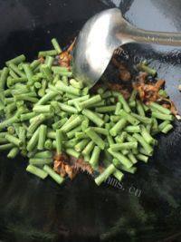 十分好吃之长豆角炒肉做法图解6)