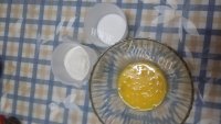 自制蛋黄饼干做法图解1)