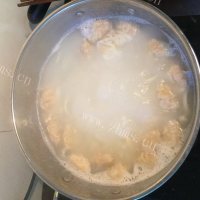 美味胡萝卜云吞捞面做法图解6)