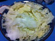 家常菜红烧肉炖白菜做法图解3)
