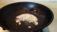 家常的西兰花香炒脆鲩做法图解6)