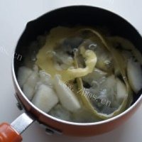 雪梨银耳汤做法图解4)