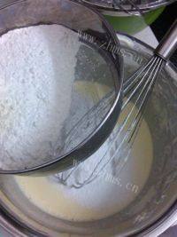 「DIY美食」戚风蛋糕做法图解5)